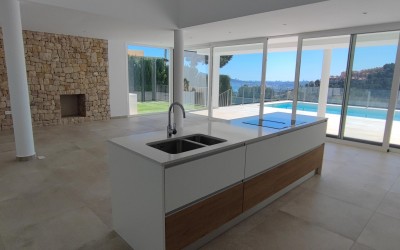 Lujosa villa de diseño moderno con vistas al mar en Altea Hills.