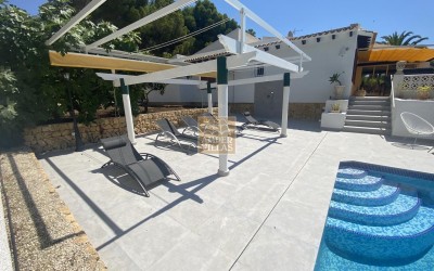 Chalet en alquiler en Altea con piscina privada