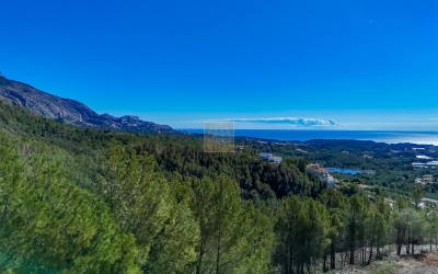 Parcela edificable en una Urbanización de Altea la Vella.