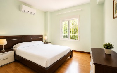 Bonita villa con preciosas terrazas y piscina en La Nucia.