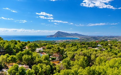 Dúplex Ático con Vistas Panorámicas al Mar en Altea La Vella