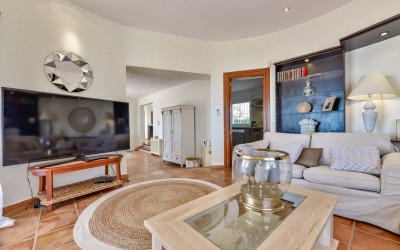 Villa en alquiler con espectaculares vistas al mar en Altea
