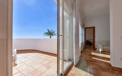 Villa en alquiler con espectaculares vistas al mar en Altea