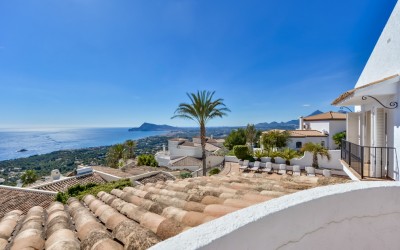 Villa en alquiler con espectaculares vistas al mar en Altea