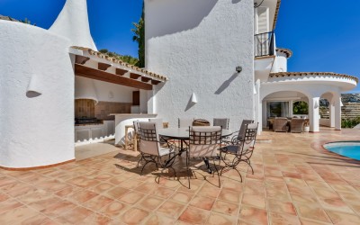 Villa en alquiler con espectaculares vistas al mar en Altea