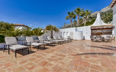 Villa en alquiler con espectaculares vistas al mar en Altea